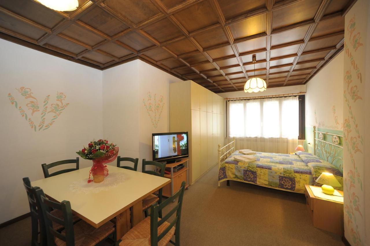 Residence Regina Delle Dolomiti Рокка-Пьеторе Экстерьер фото